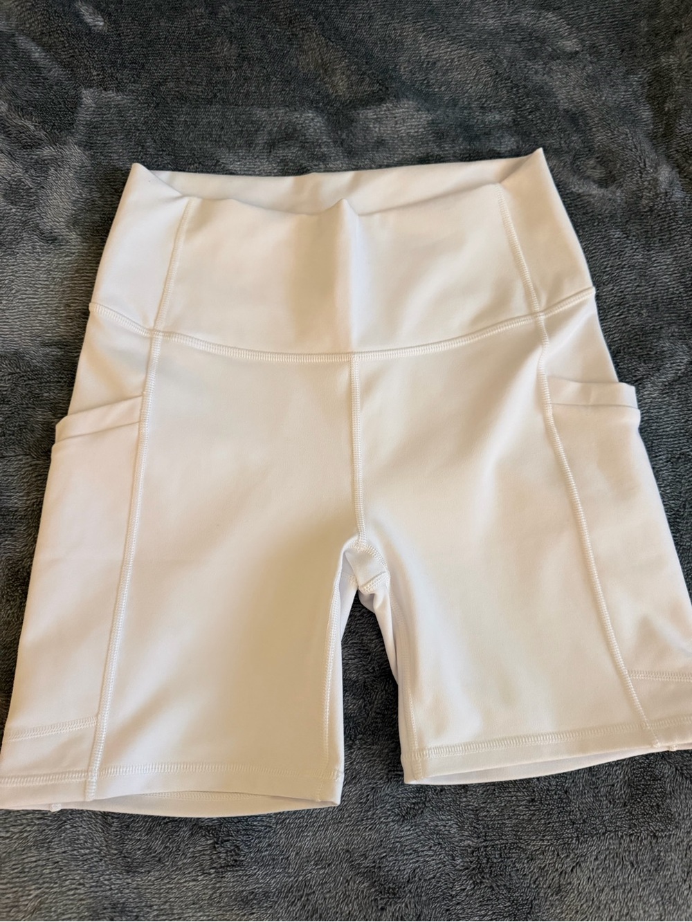 FABLETICS High-Rise White Women’s Biker Shorts, UNUSED !